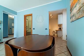 Lakefront Retreat - Celeste