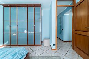Lakefront Retreat - Celeste
