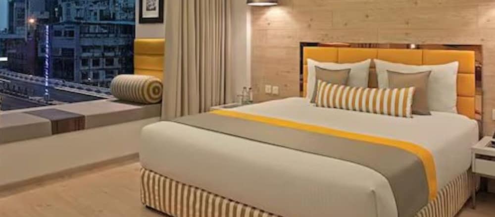Hotel Golden Inn