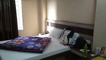 Hotel Golden Inn