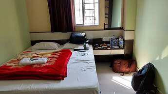 Hotel Golden Inn
