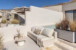 Solus Suites