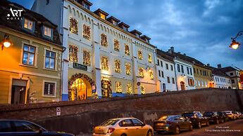 ART HOTEL
