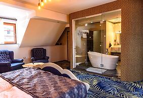 ART HOTEL