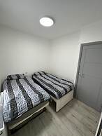 Flat - Sleeps 4 & Free Parking
