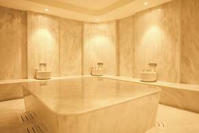 FOUR HILLS HOTEL