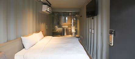 Dash Forwaves Hotel