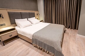 Verula City Suites