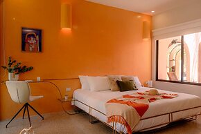 Hotel Amavi