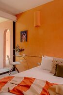 Hotel Amavi
