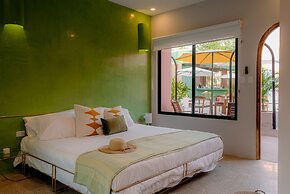 Hotel Amavi