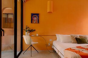 Hotel Amavi