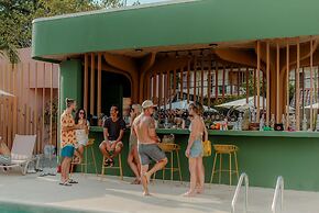 Hotel Amavi