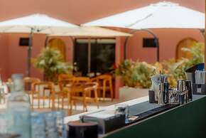 Hotel Amavi