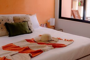 Hotel Amavi