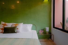 Hotel Amavi