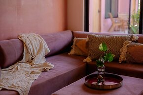 Hotel Amavi