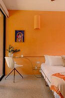 Hotel Amavi