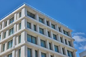 DUO Hotel Lisbon, Curio Collection by Hilton