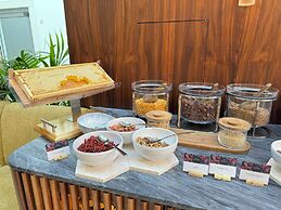 DUO Hotel Lisbon, Curio Collection by Hilton
