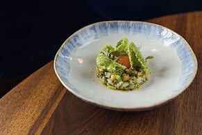 DUO Hotel Lisbon, Curio Collection by Hilton