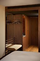 DUO Hotel Lisbon, Curio Collection by Hilton