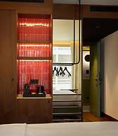 DUO Hotel Lisbon, Curio Collection by Hilton