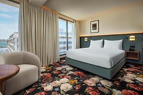 DUO Hotel Lisbon, Curio Collection by Hilton