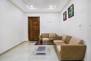 The Balcony Suites