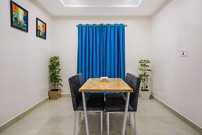 The Balcony Suites