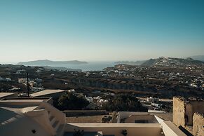 Aethra Cave Suites