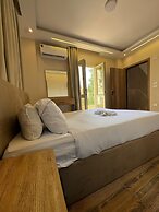 Exotic Pyramids hotel