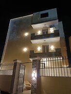 Exotic Pyramids hotel