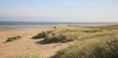 Beach House - Dog Friendly, Anderby Creek