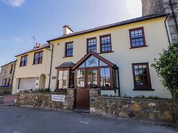 Parrog Stores
