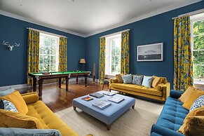 Dabton House