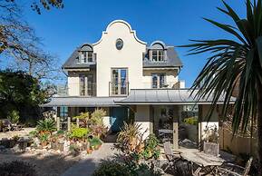 Captivating 7-bed House in Bristol