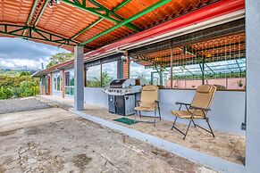 Arenal Chill Inn