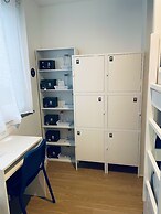 Partenope Hostel and Suites