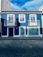 Partenope Hostel and Suites
