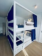 Partenope Hostel and Suites