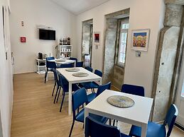 Partenope Hostel and Suites