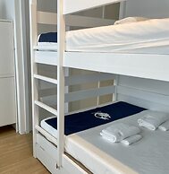 Partenope Hostel and Suites
