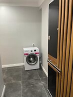 CANTRMEN SUITE