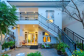 Lavini House