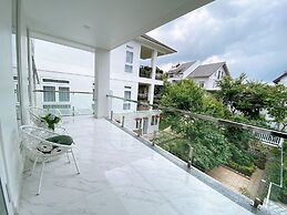 Lavini House
