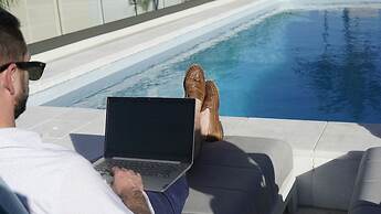 Belmoral Corporate Suites
