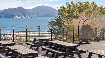Geoje Badageurigo Pension