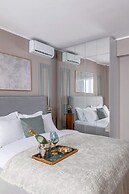 Sublime Minty Green 1BR on the Park