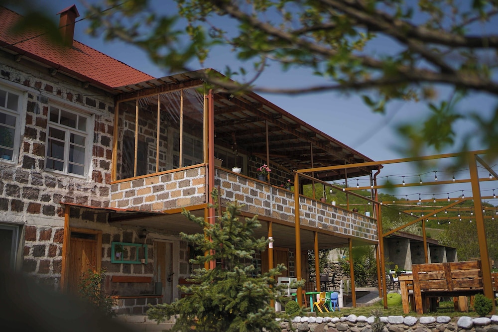 Chamich Guesthouse